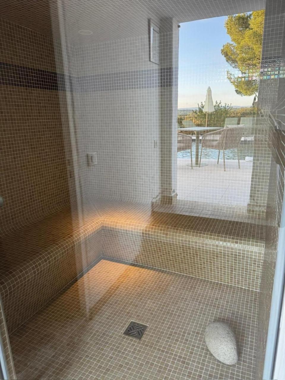 La Cle Des Champs, Boutique Hotel & Spa - Le Mas De Garrigon Roussillon en Isere Εξωτερικό φωτογραφία