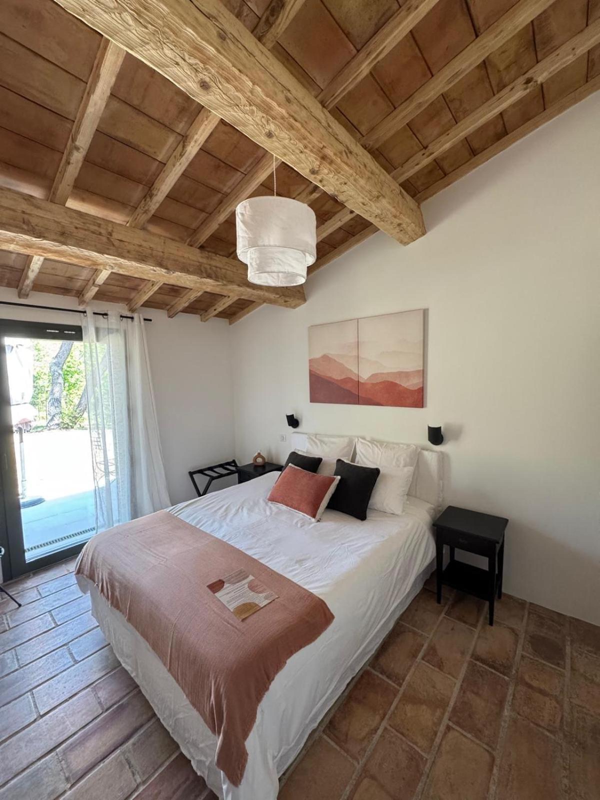 La Cle Des Champs, Boutique Hotel & Spa - Le Mas De Garrigon Roussillon en Isere Εξωτερικό φωτογραφία