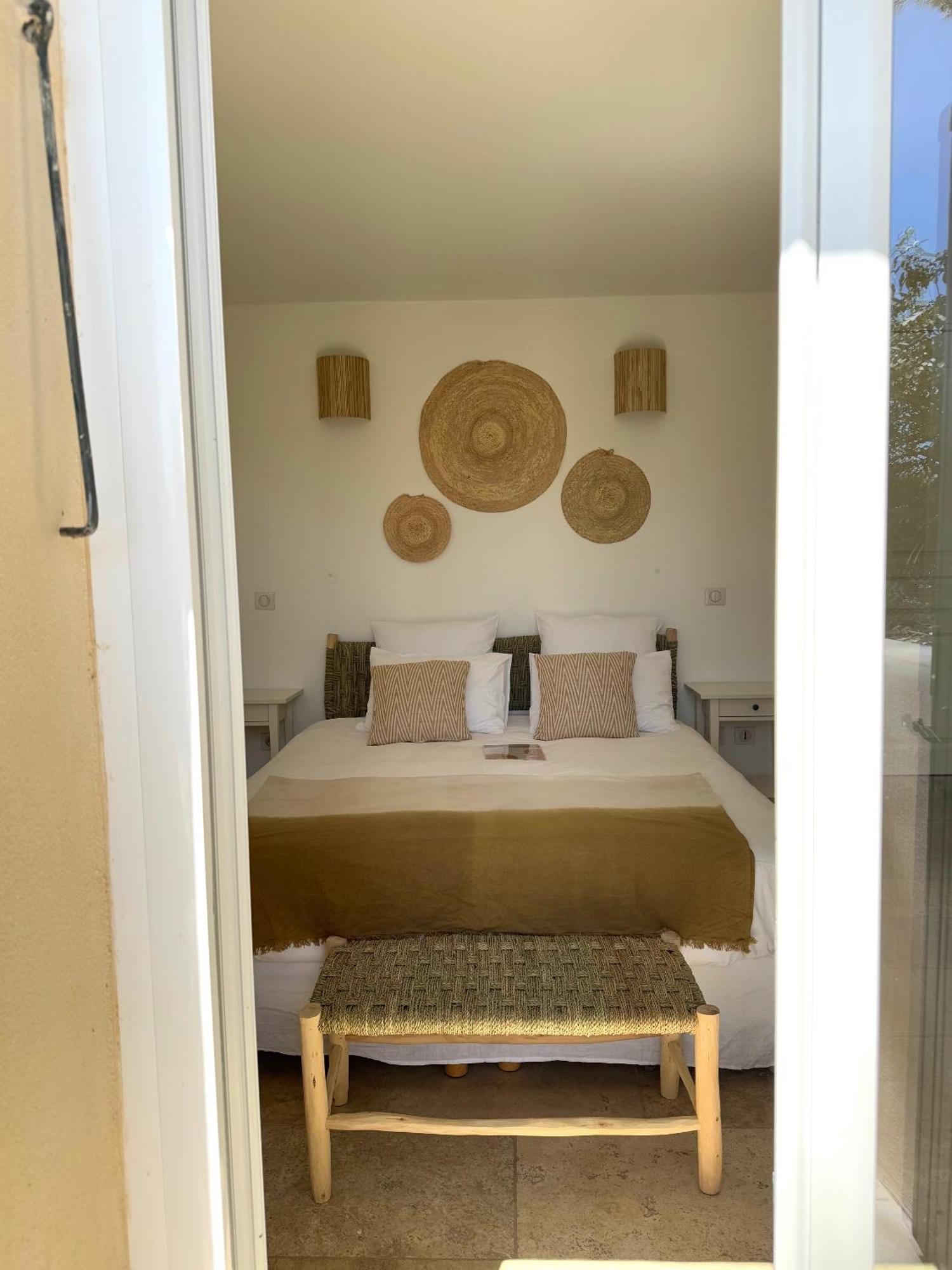 La Cle Des Champs, Boutique Hotel & Spa - Le Mas De Garrigon Roussillon en Isere Εξωτερικό φωτογραφία
